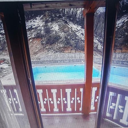 Izvor Bazeni Vrela Villa Užice Buitenkant foto