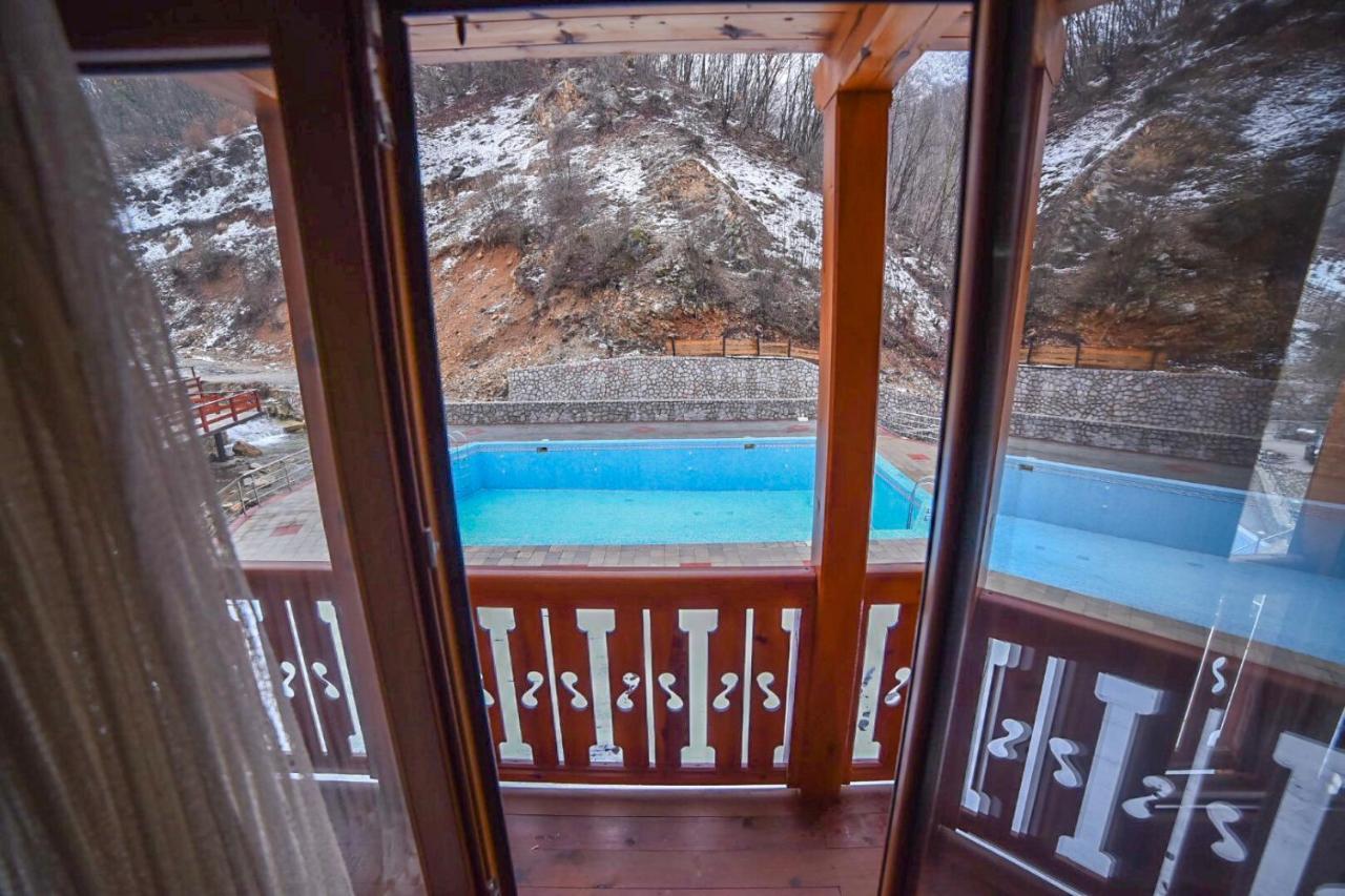 Izvor Bazeni Vrela Villa Užice Buitenkant foto