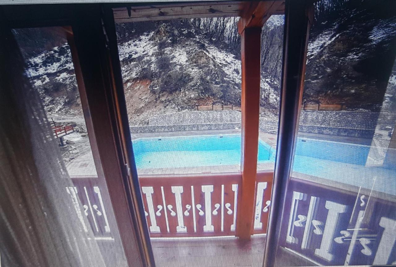 Izvor Bazeni Vrela Villa Užice Buitenkant foto